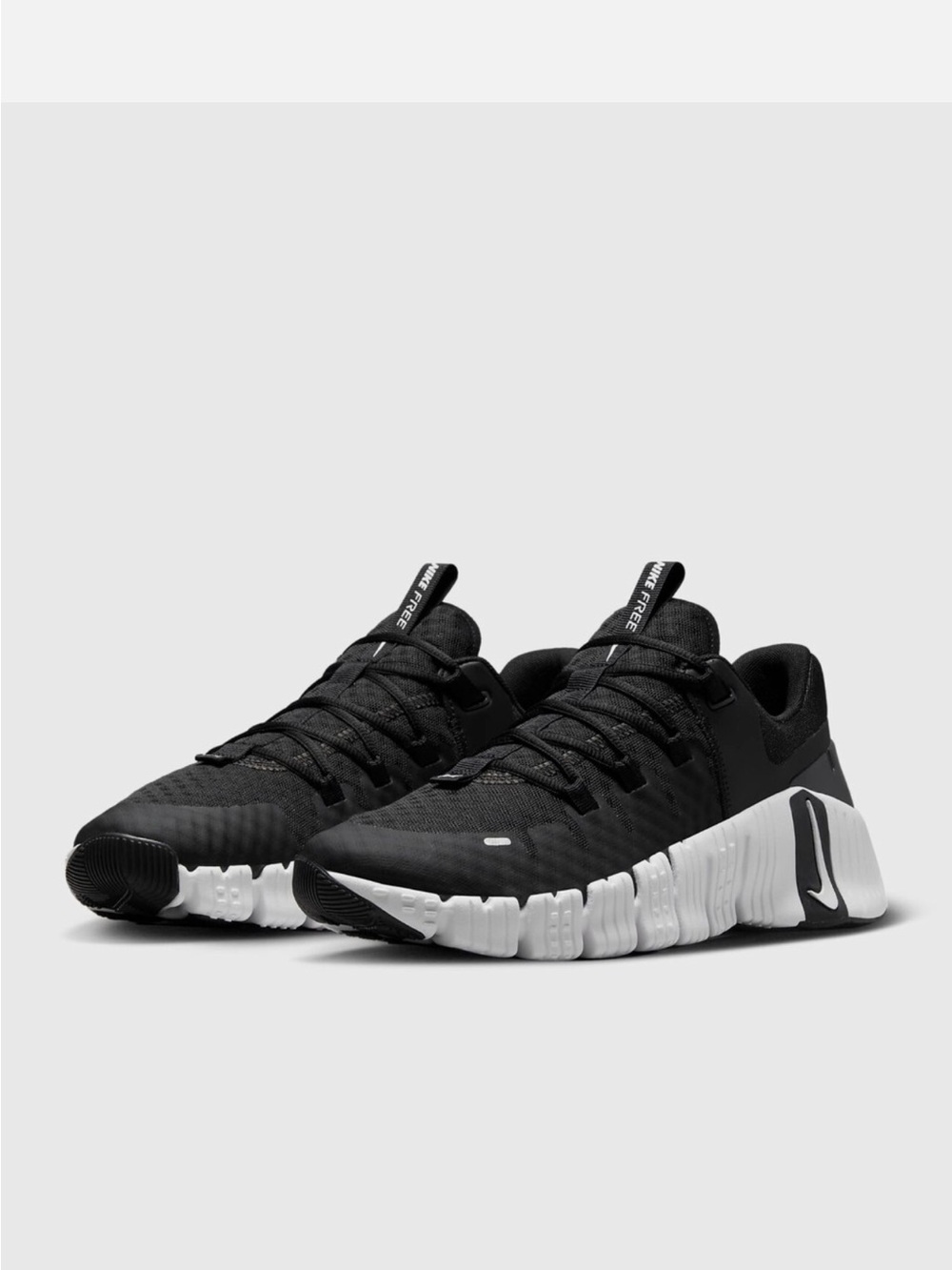 Nike Men’s Black/White METCON 5